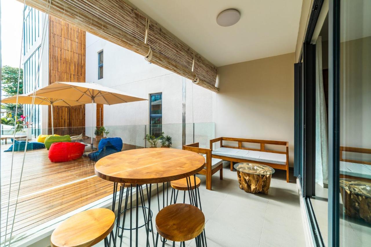 One Bay Modern Contemporary Flat 4 *