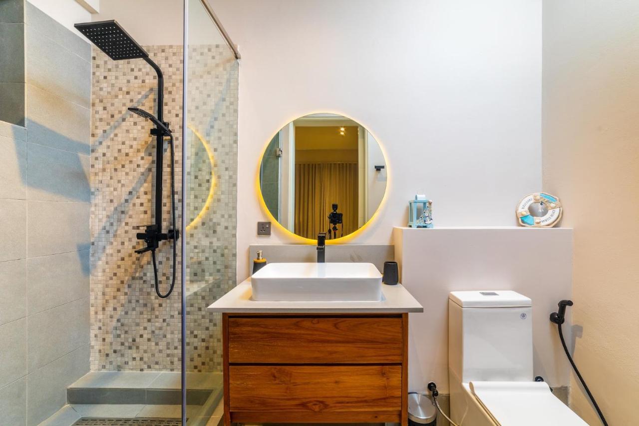 One Bay Modern Contemporary Flat 4 Grand Baie