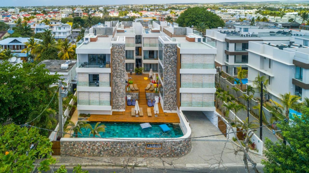Apartment One Bay Modern Contemporary Flat 4 *